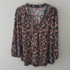 Vince Camuto V Neck Floral 3/4 sleeve Top